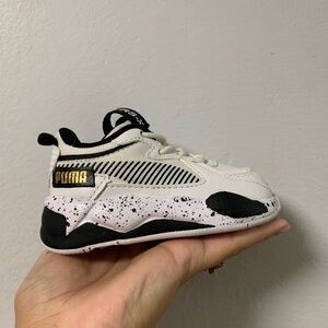 Toddler puma sneakers size 4c